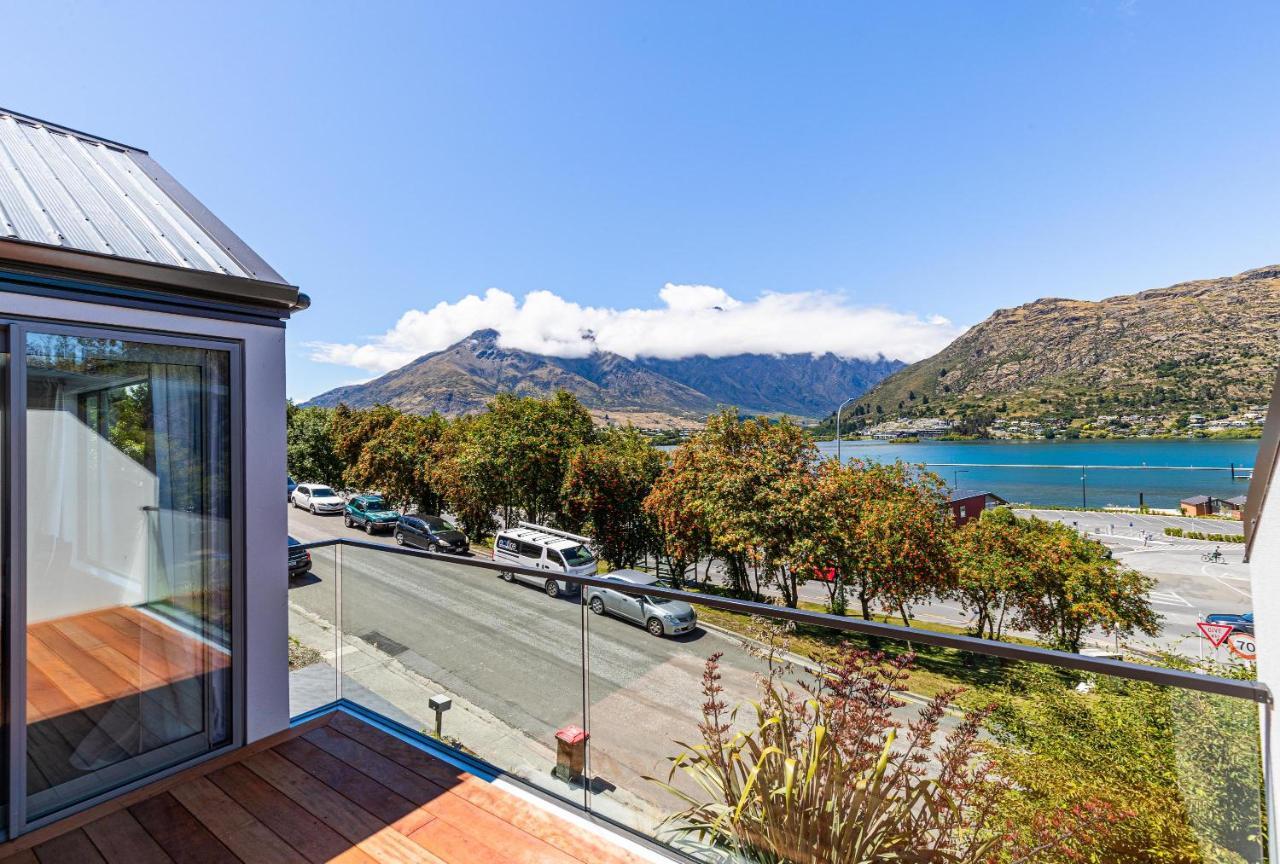 Lovely Marina Views And Sunny Balcony Queenstown Exterior foto