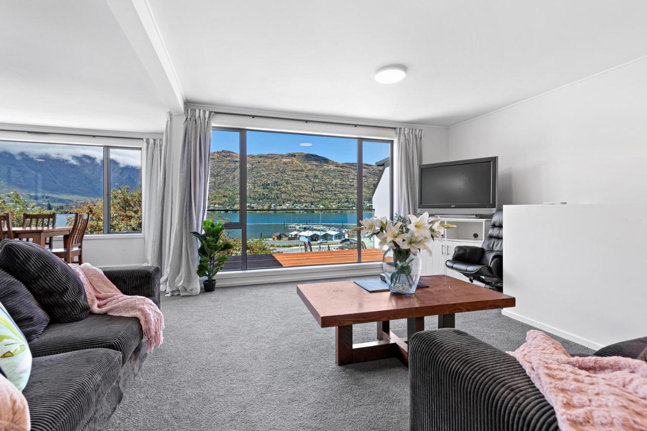 Lovely Marina Views And Sunny Balcony Queenstown Exterior foto